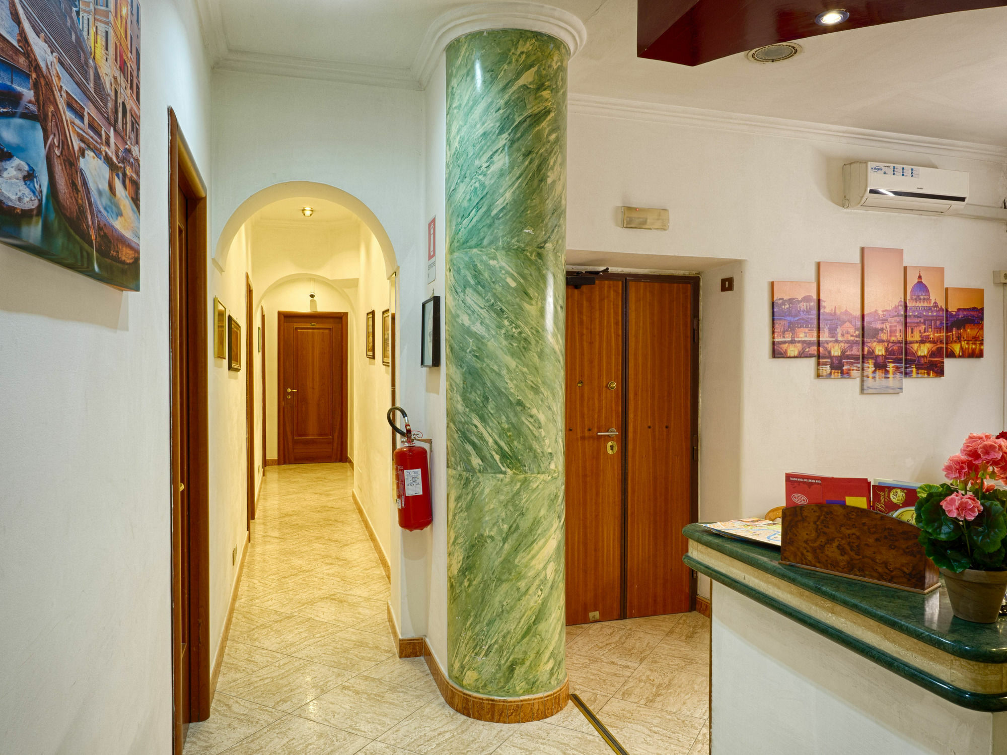 Sunny Guest House Rom Exterior foto